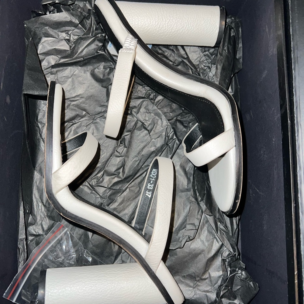 Alias Mae Heels - image 1